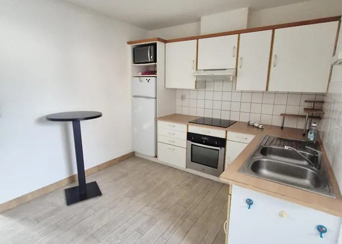 2 - 15 Min Des Chantiers * Pornichet