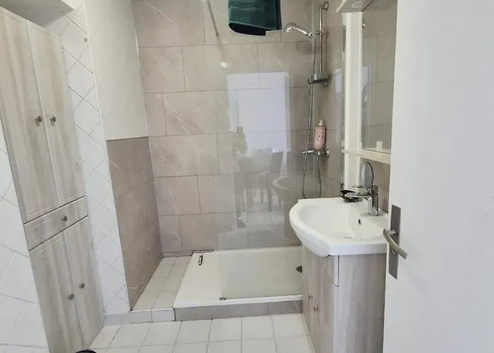 2 - 15 Min Des Chantiers Pornichet